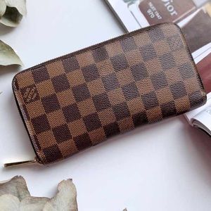 💞✨ZIPPY WALLET✨💞 Louis Vuitton Damier Ebene Auth